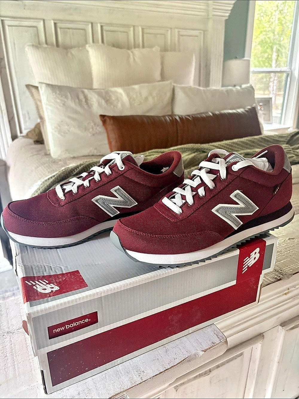 New Balance 501 Ripple Sole Burgundy & White Sneakers